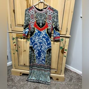 Alice and Olivia elbow sleeve dress